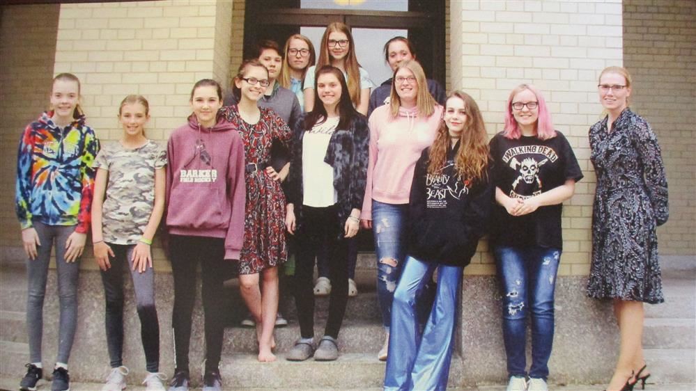 Group Yearbook Photo 2019